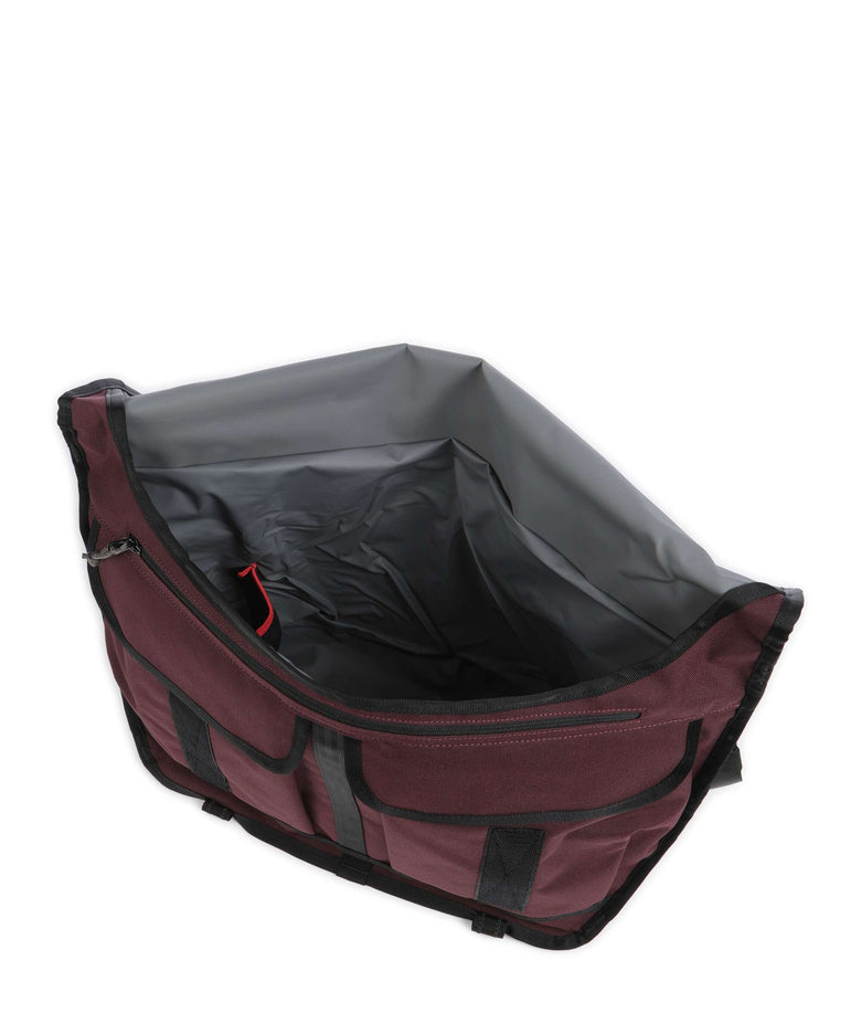 Chrome Citizen 24L Messenger bag royale