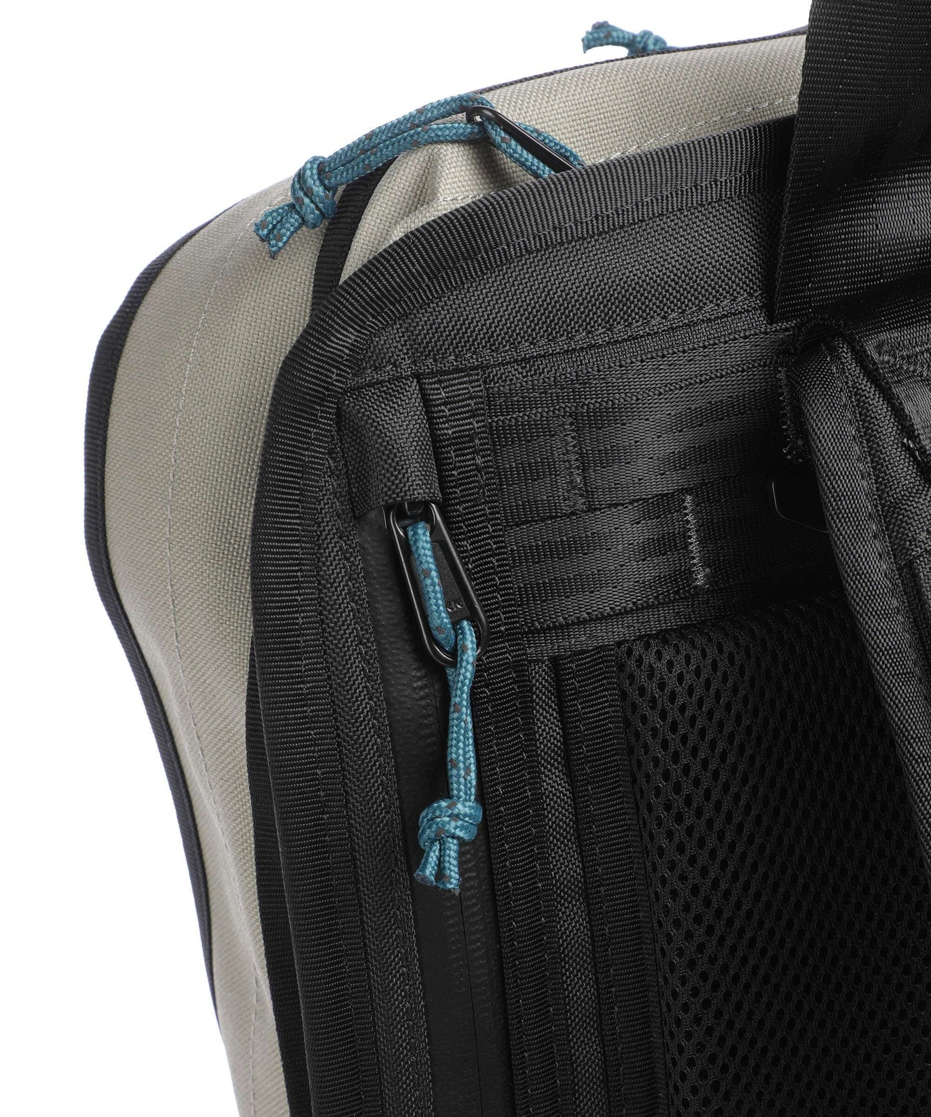 Chrome Hawes 26L Backpack sage