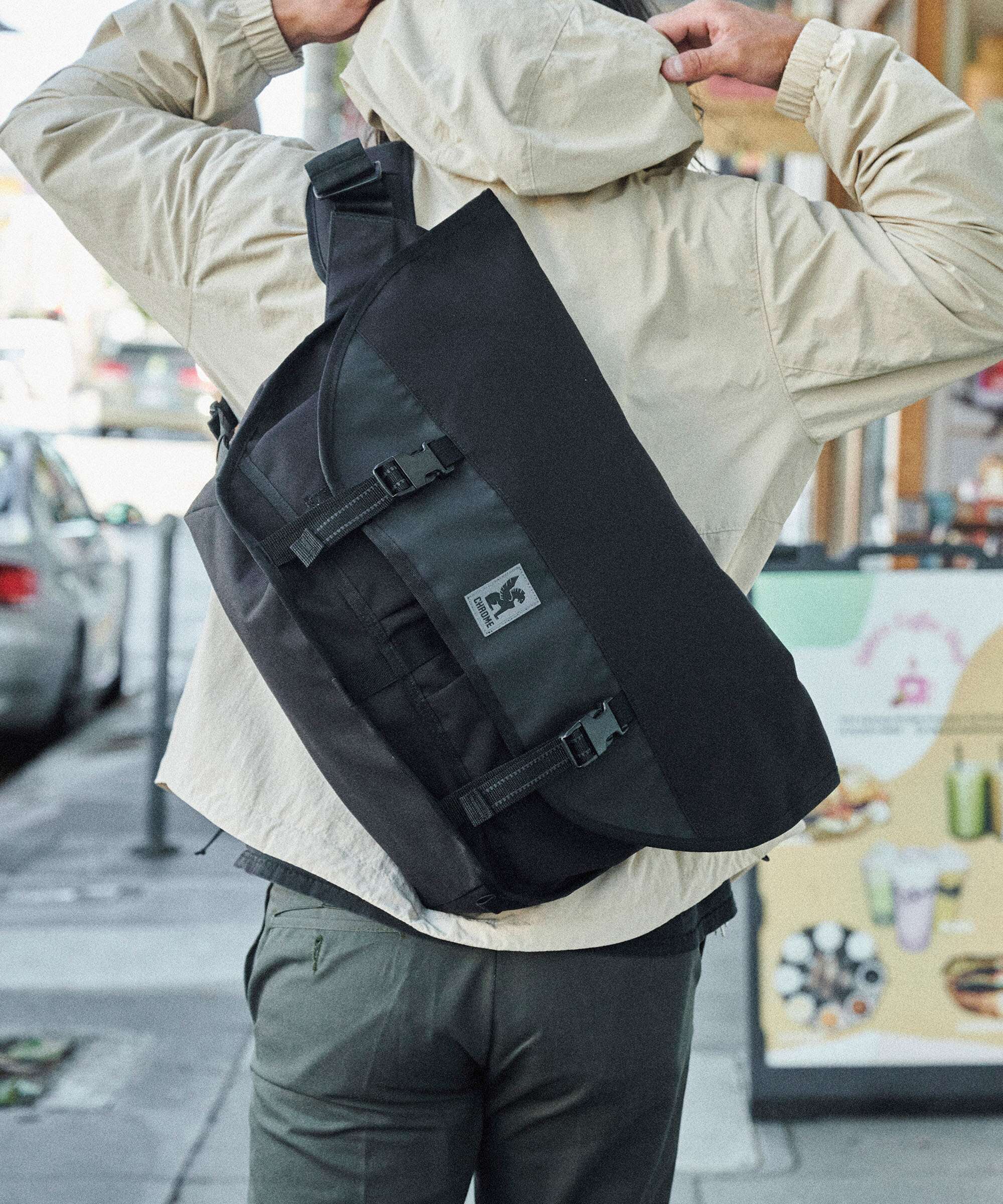 Chrome Citizen 24 Messenger bag indigo
