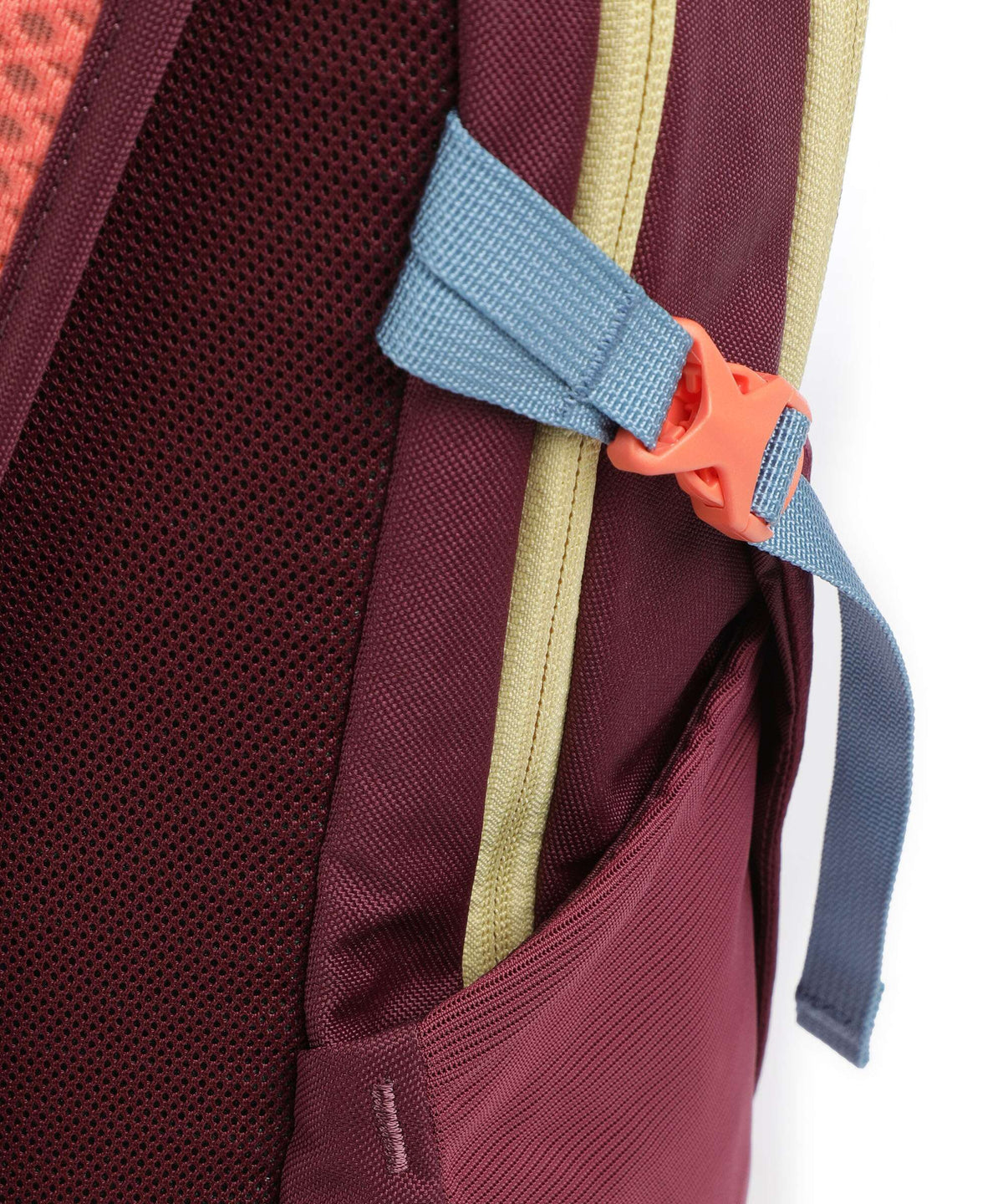 Osprey Daylite Backpack moody burgundy