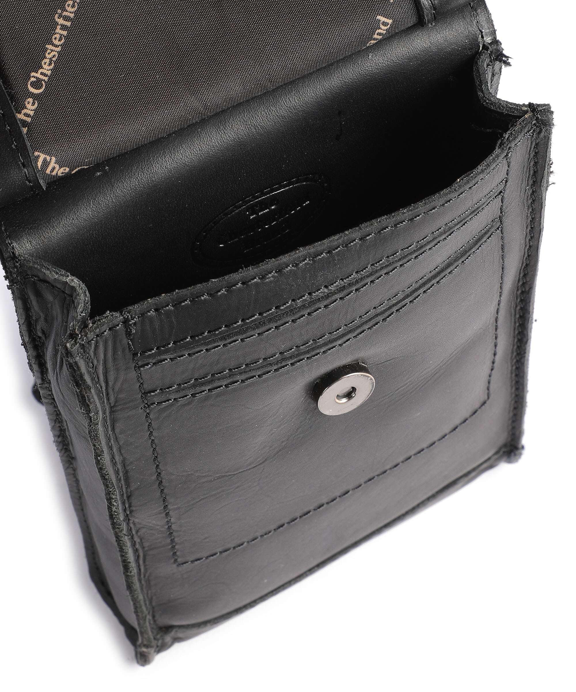 The Chesterfield Brand Wax Pull Up Cow Nebra Phone bag black