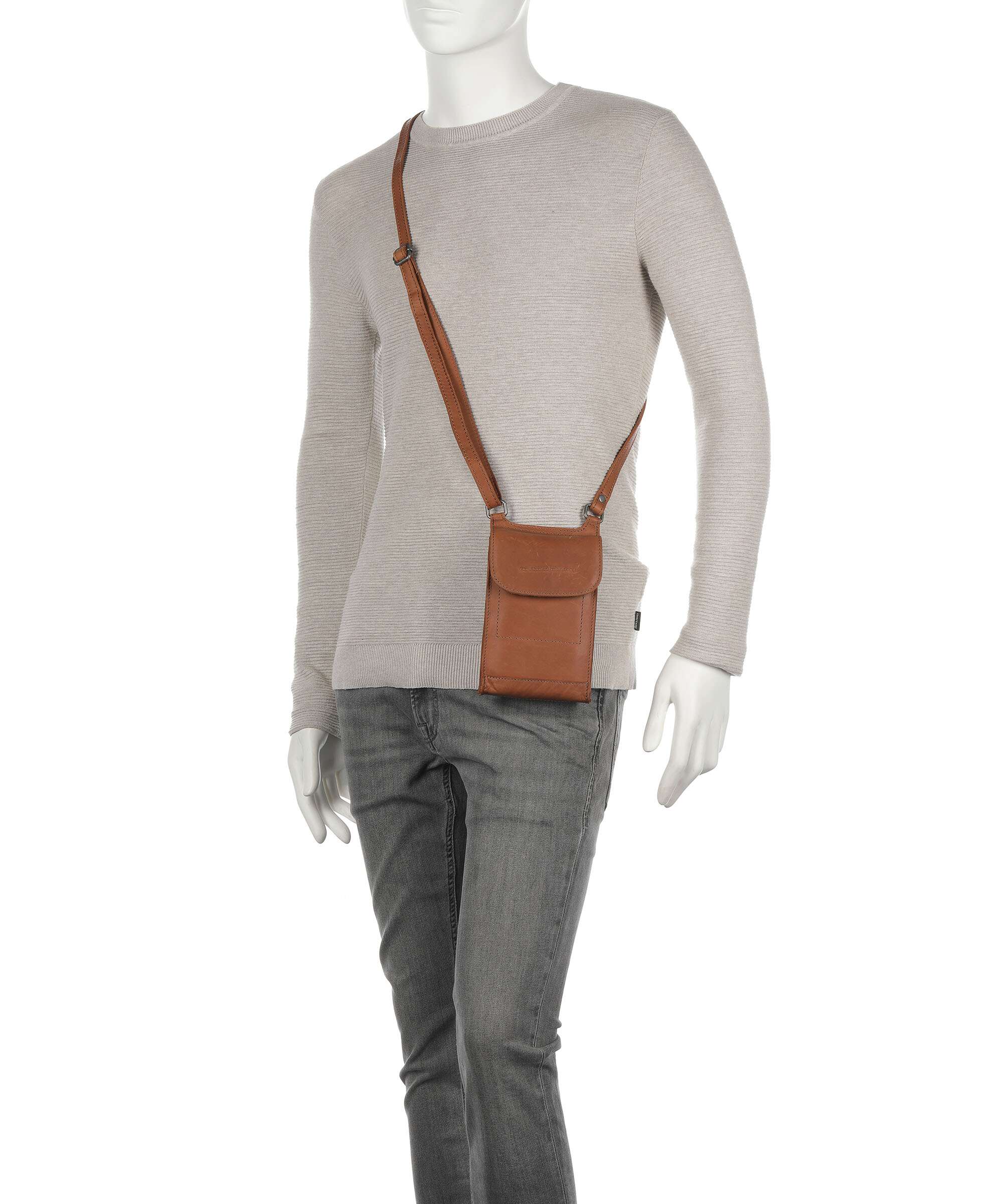The Chesterfield Brand Wax Pull Up Cow Nebra Phone bag cognac