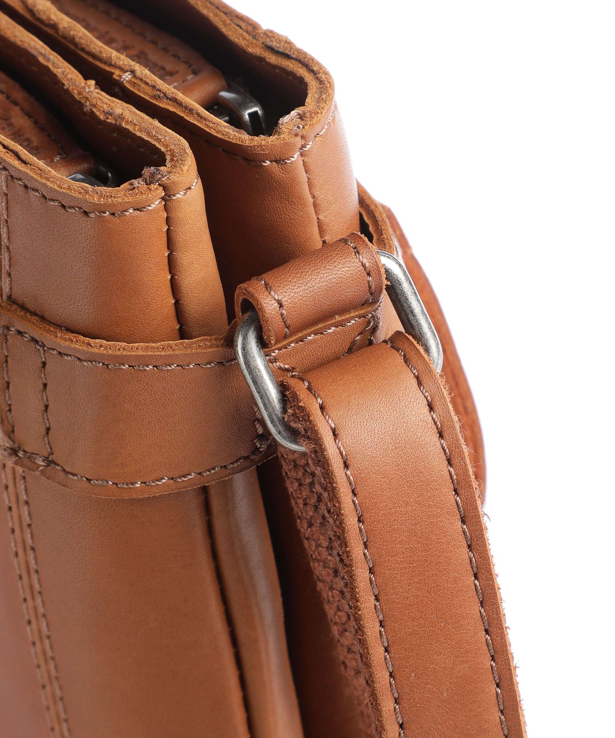 The Chesterfield Brand Wax Pull Up Cow Brandis Crossbody bag cognac