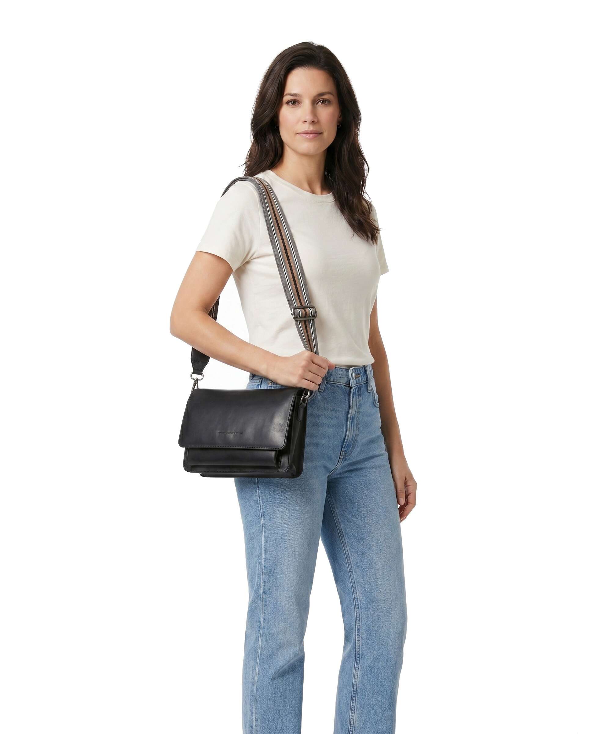 The Chesterfield Brand Wax Pull Up Cow Aviles Shoulder bag black