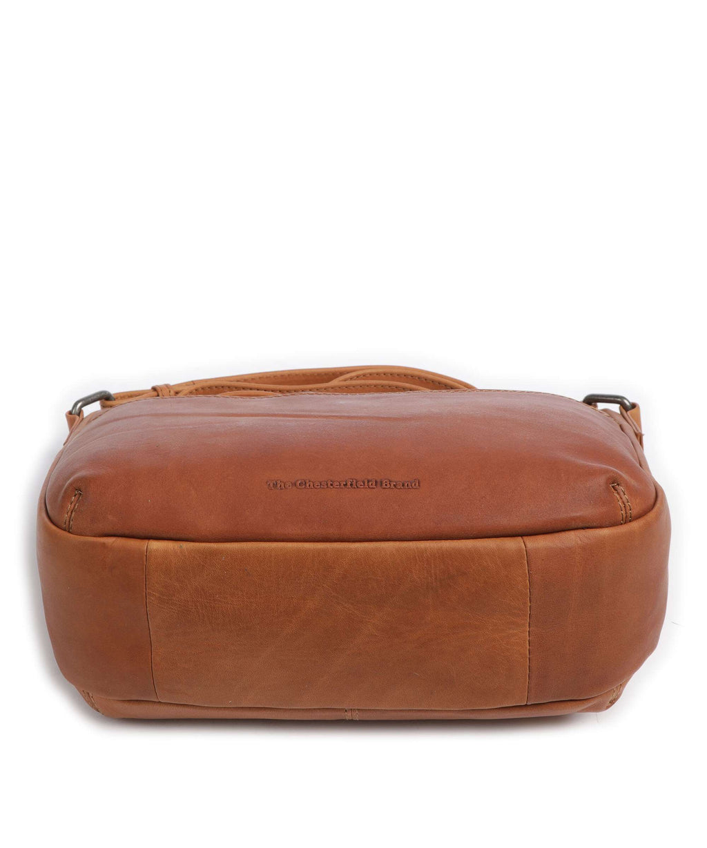 The Chesterfield Brand Wax Pull Up Cow Henderson Crossbody bag cognac