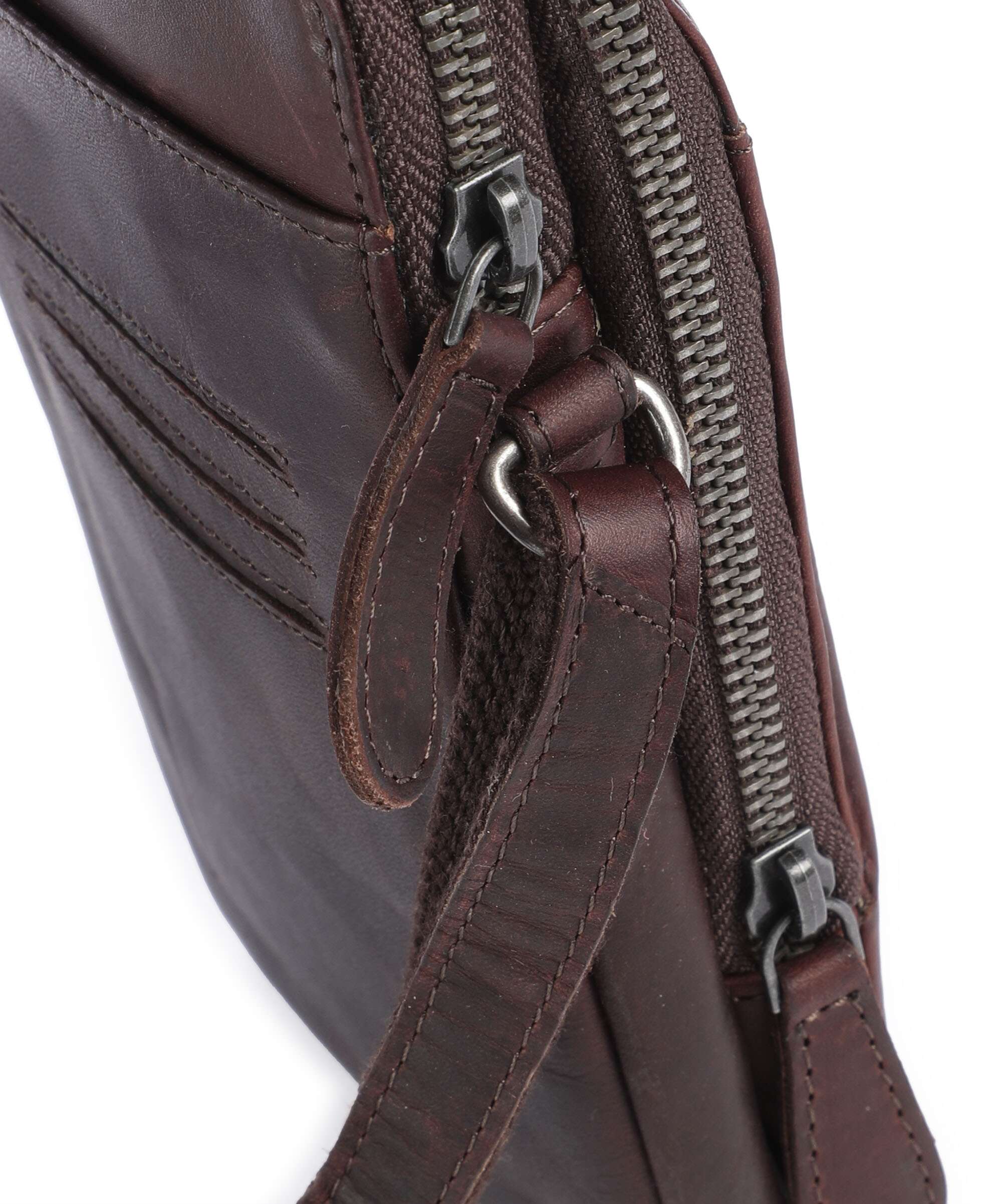 The Chesterfield Brand Wax Pull Up Cow Alesund Phone bag brown