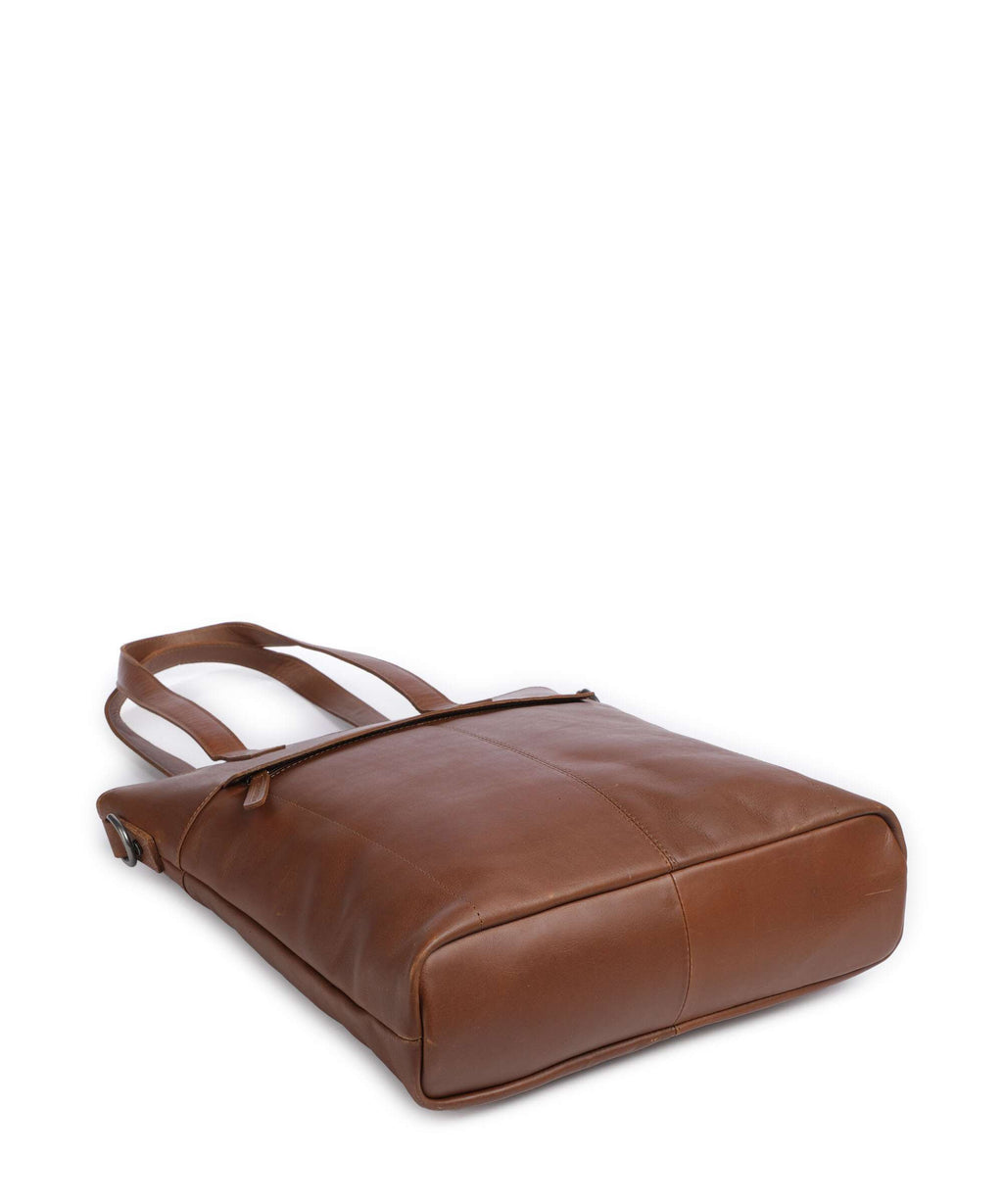The Chesterfield Brand Wax Pull Up Cow Nunavik Tote bag cognac