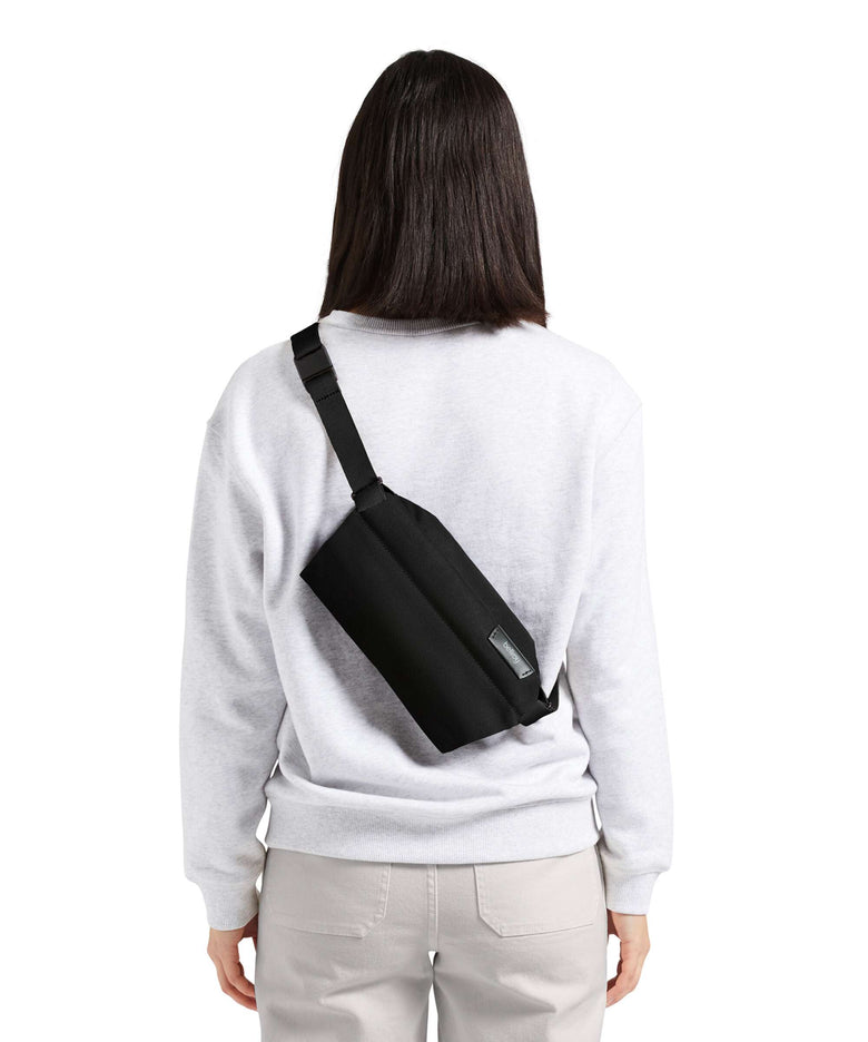 Bellroy City 4 Mini Sling bag black