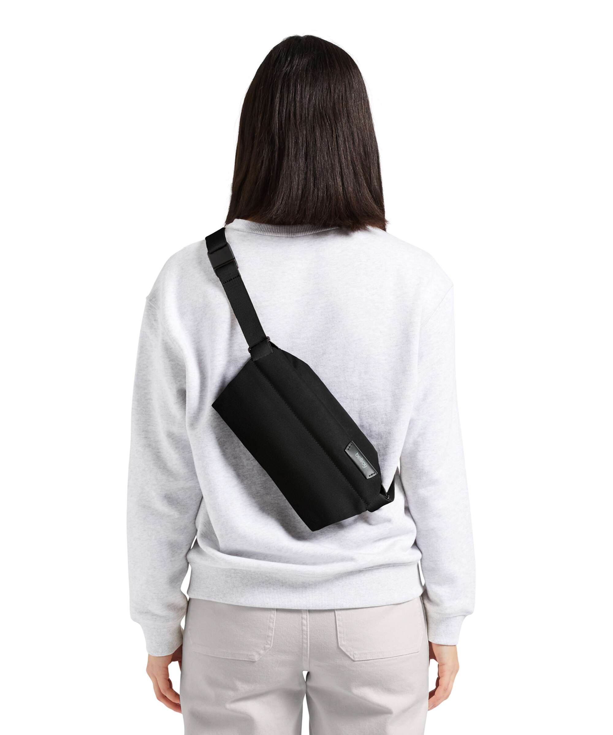 Bellroy City 4 Mini Sling bag bronze