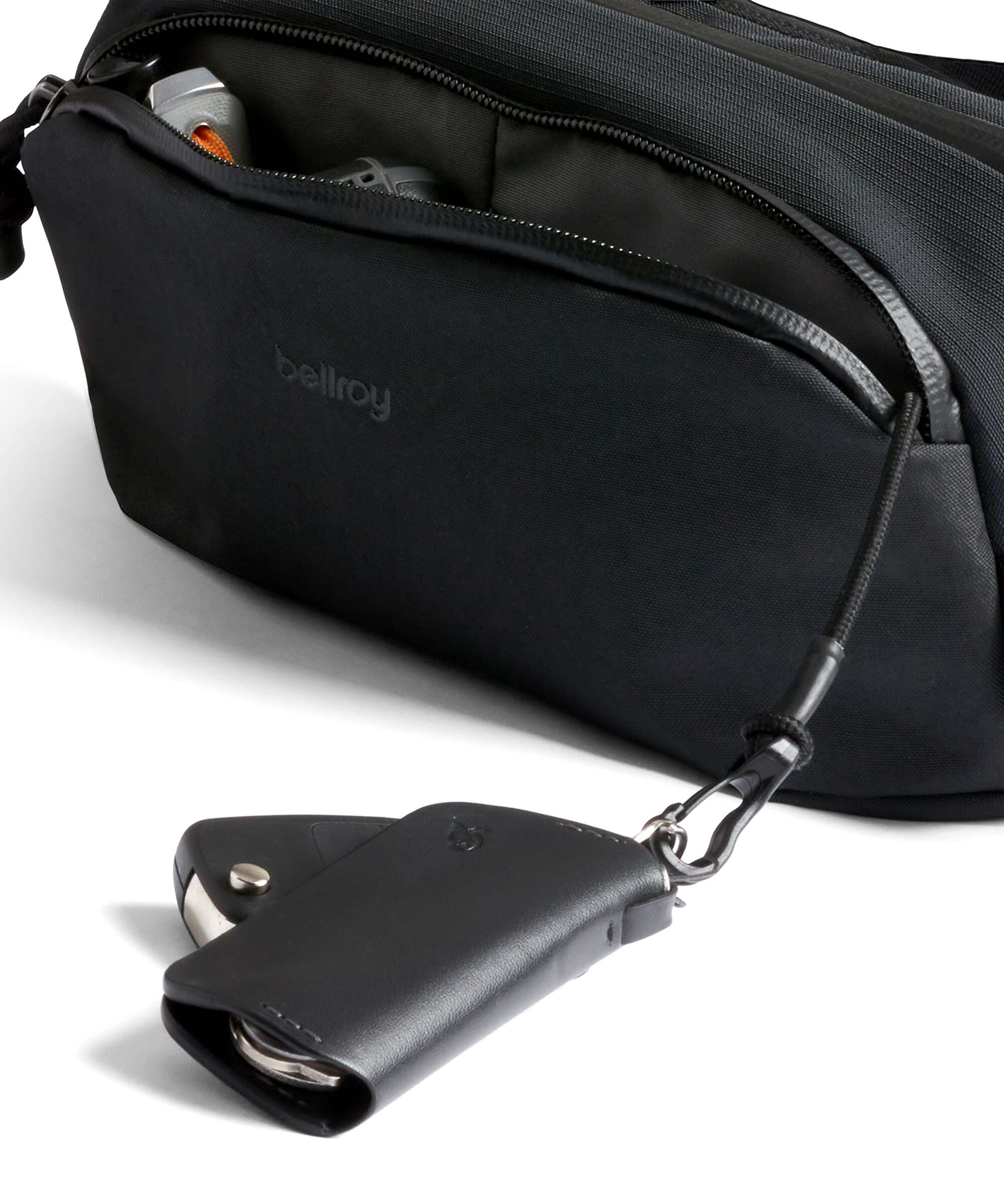 Bellroy Venture 2.5L Ready Fanny pack black