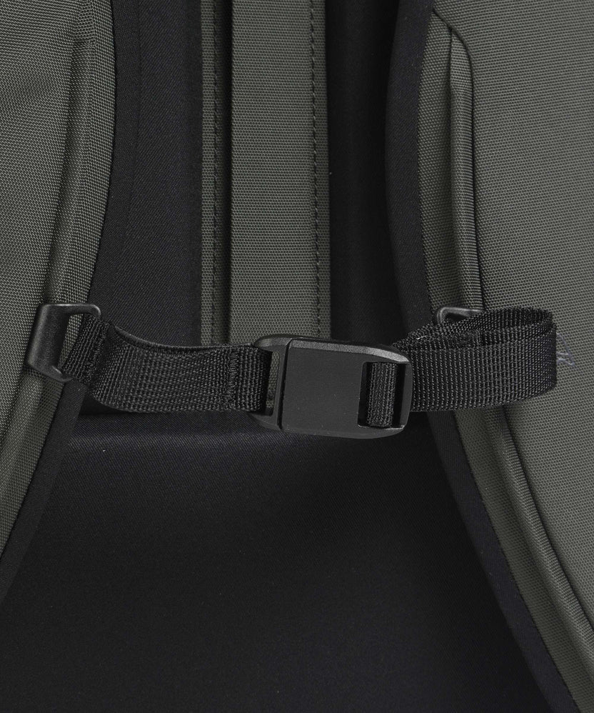 Bellroy Transit 26L Work Backpack olive