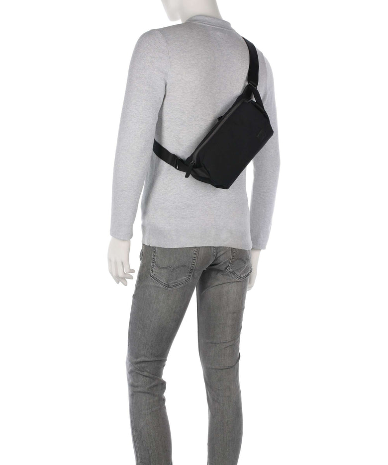 Bellroy Classic 5 Sling bag black