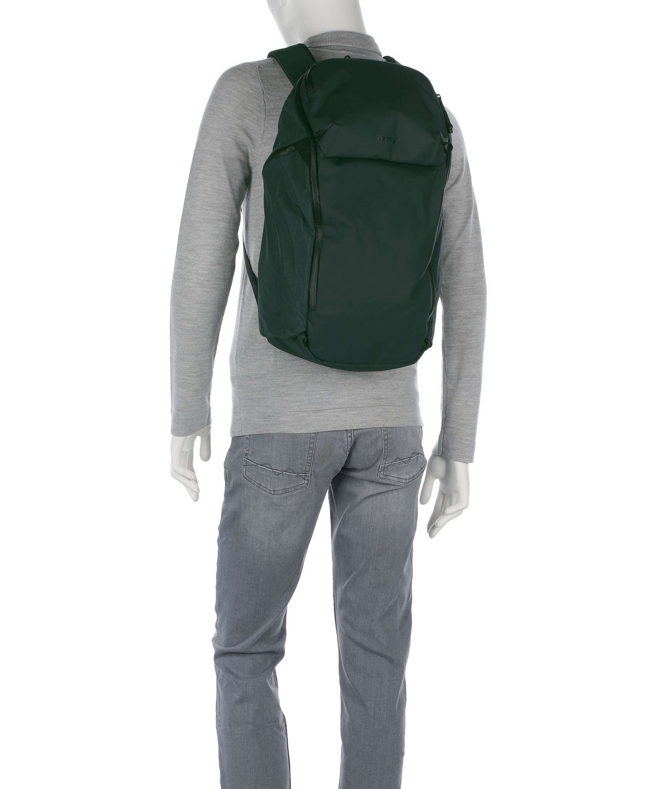 Bellroy Venture 26L Backpack deep ocean